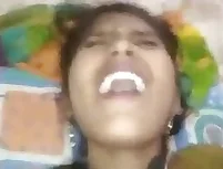 Desi MMS scandal: A girl from Rajasthans moaning sound in this free porn video